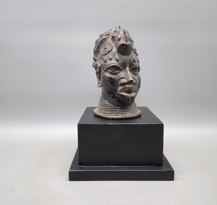 Tête de commémorative oba - Escultura - Beni edo - Benim